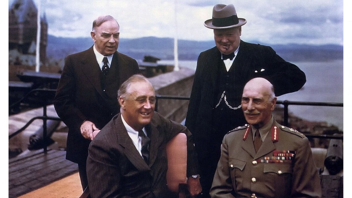 Franklin Roosevelt (front left), the Earl of Athlone (front right), Canadian Prime Minister McKenzie King (back left), and British PM Winston Churchill (back right) in Quebec, Canada, in August 1943.