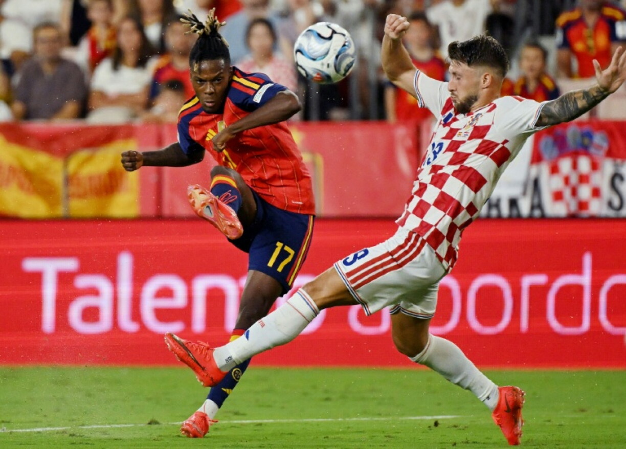 Nico Williams scoring in Spain's 4-1 win against Croatia