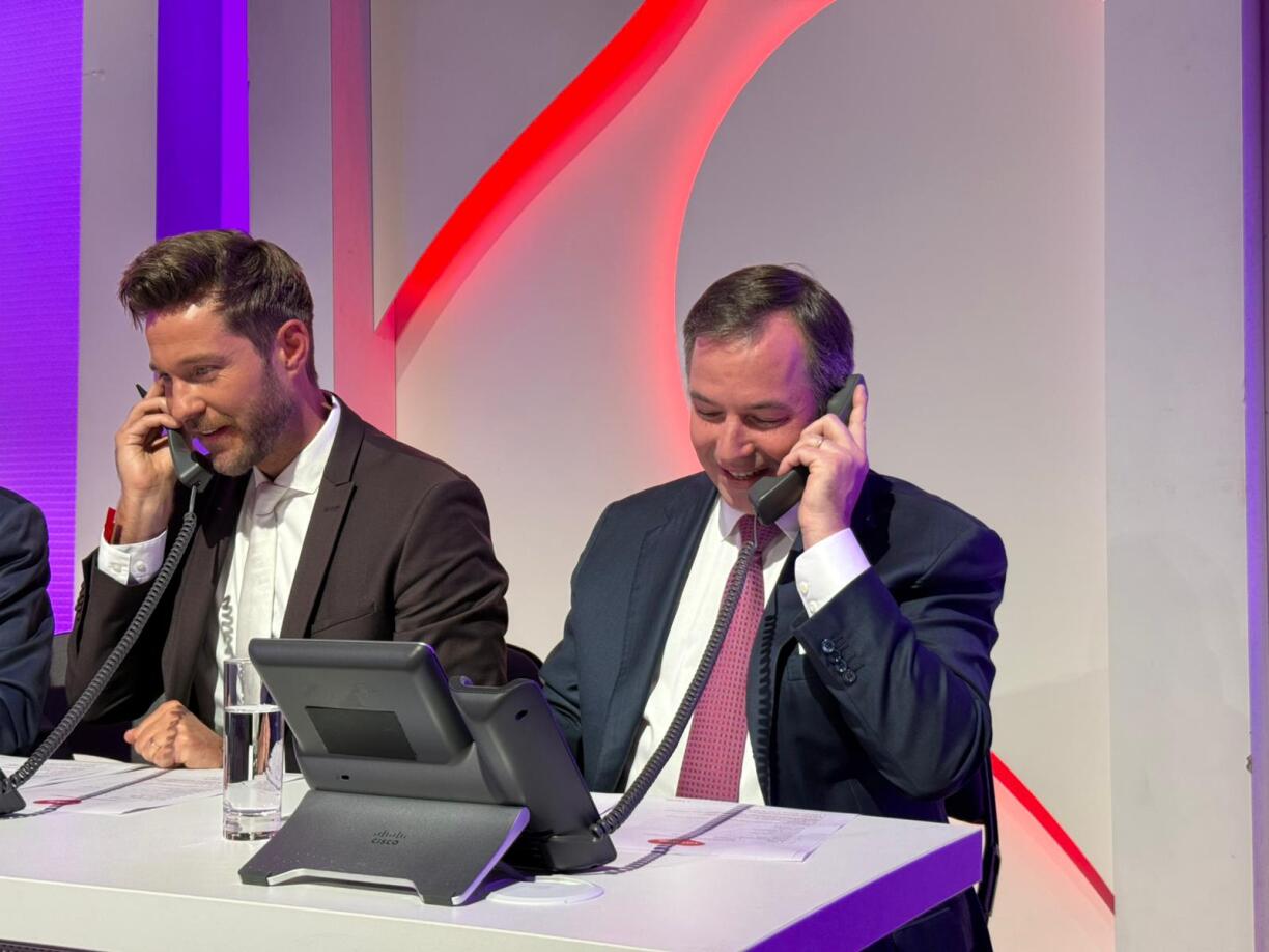 De Grand-Duc Guillaume huet och Promesse de Don entgéint geholl.