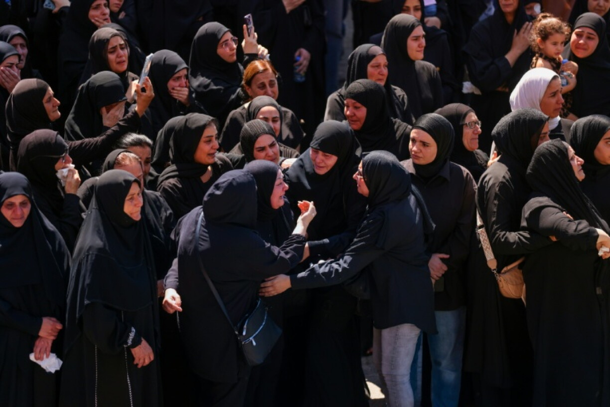 de victimes d'une frappe aérienne israélienne ayant visé le village de Kfar Remmane la veille, dans le sud du Liban, le 8 septembre 2026