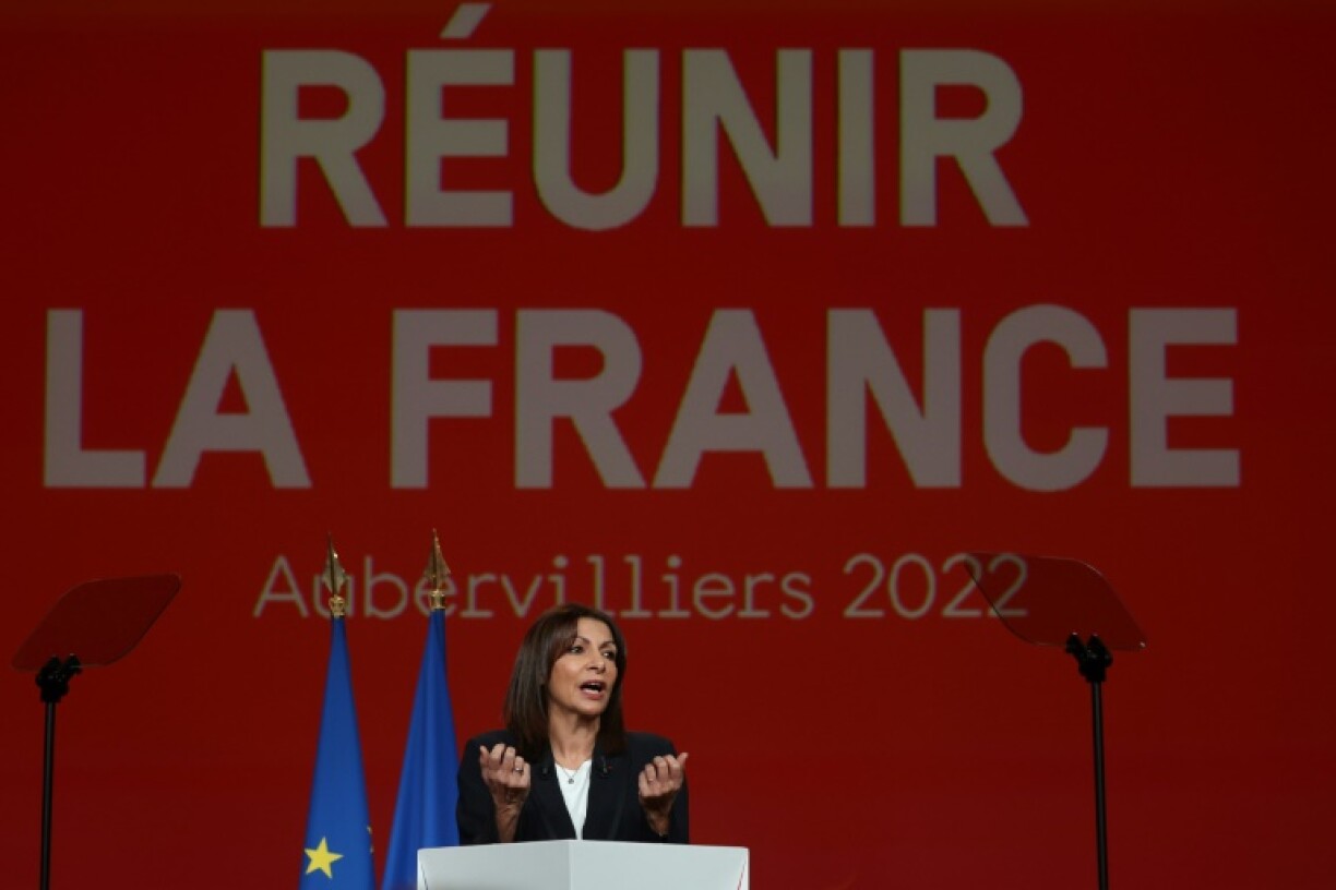 La candidate socialiste à la présidentielle, Anne Hidalgo, en meeting à Aubervilliers, le 22 janvier 2022