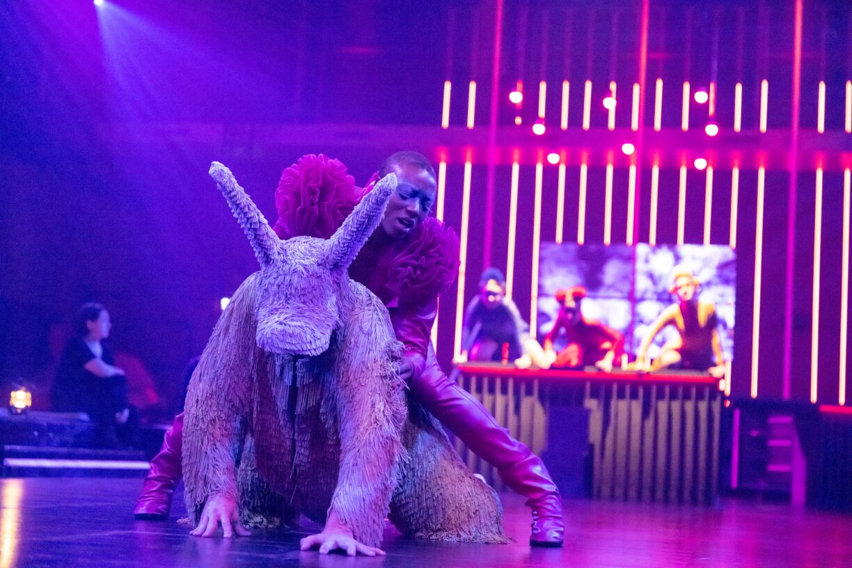 A Midsummer Night's Dream plays at the theatre.