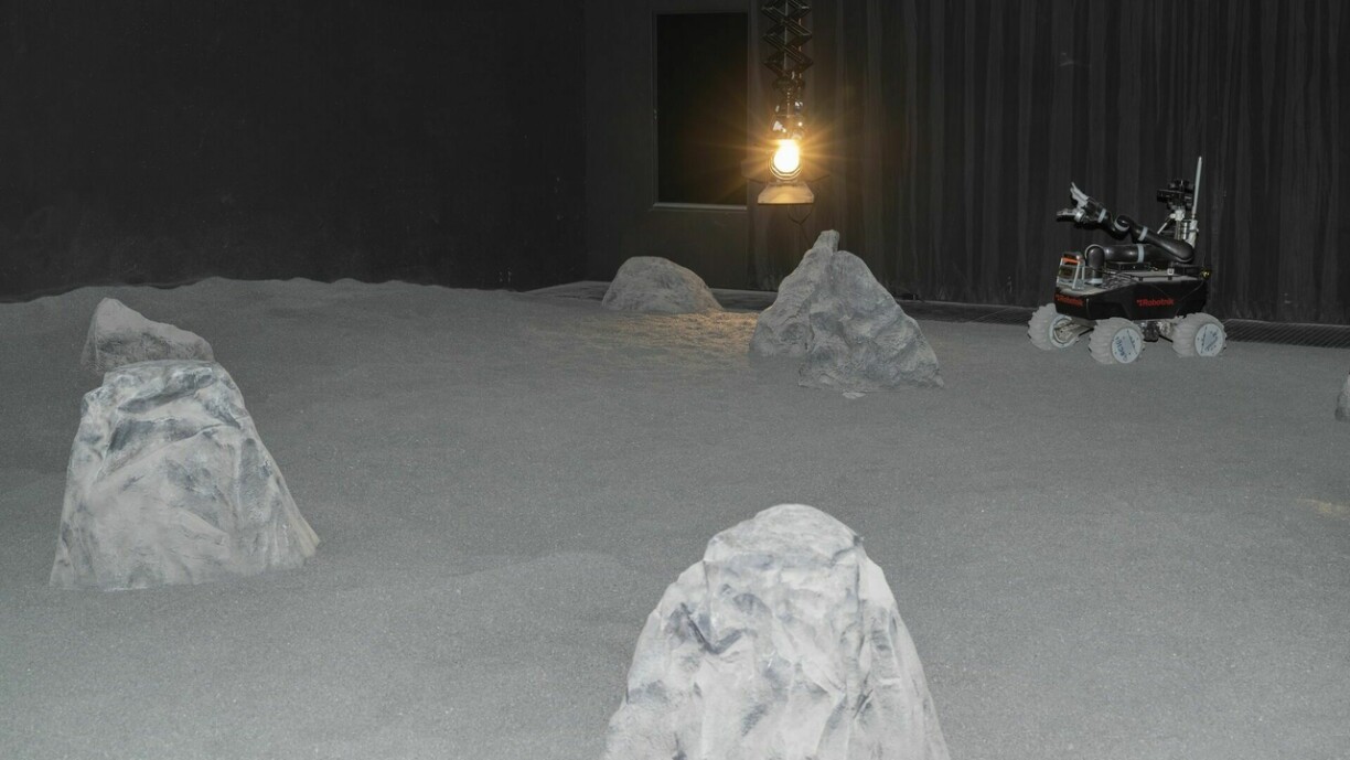 Ee lunar laboratory, deen d'Moundlandschaft imitéiert.