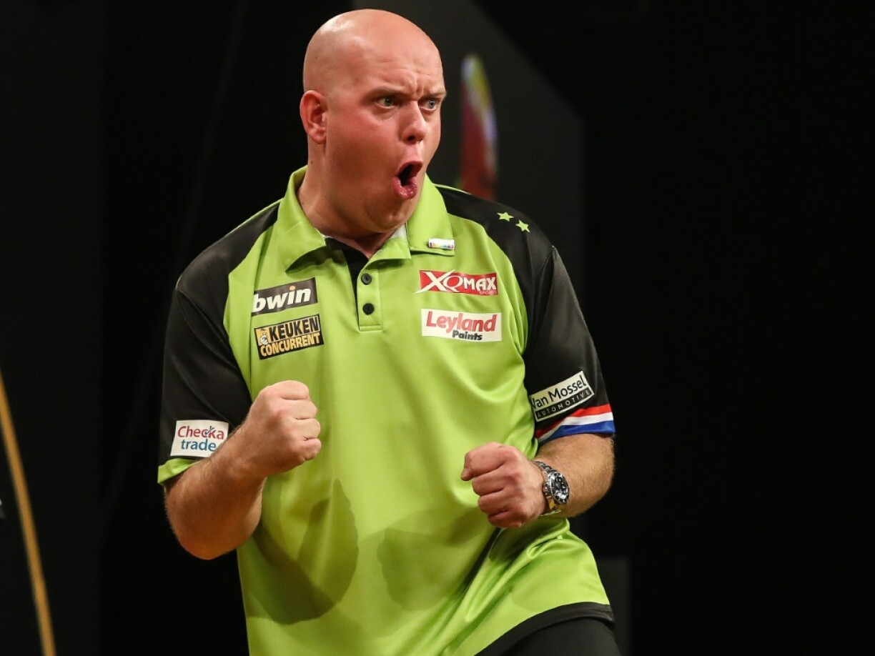 Den neie Weltmeeschter Michael van Gerwen.