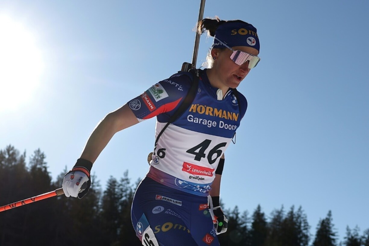 Julia Simon lors de l'individuel des Championnats du monde de biathlon, à Lenzerheide, le 18 février 2025