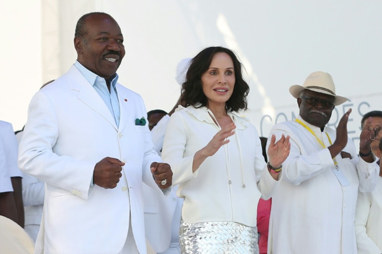 Gabon's former first lady Sylvia Bongo Ondimba (with her husband Ali Bongo, L) was accused of manipulating her husband to embezzle taxpayers' money