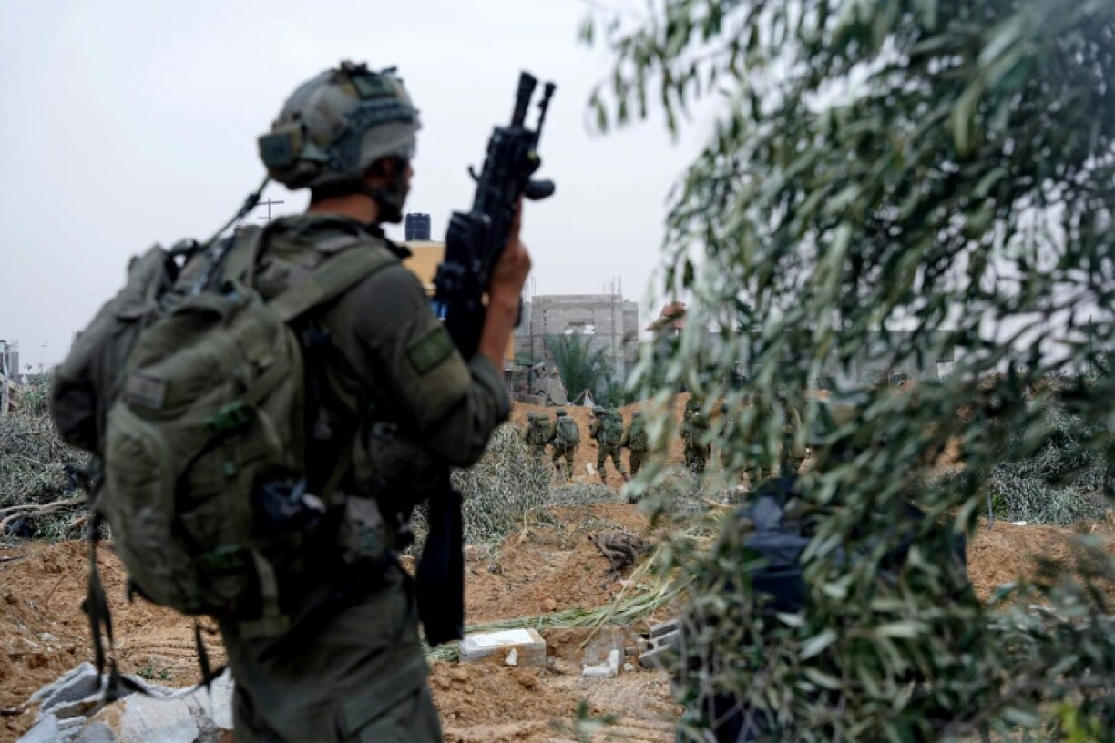 Une photo fournie par l'armée israélienne le 11 mai 2024 montre des soldats israéliens opérant dans la bande de Gaza