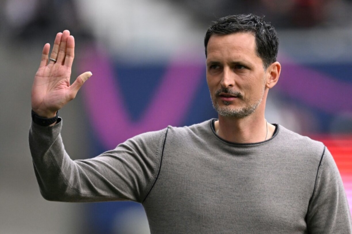 Eintracht Frankfurt coach Dino Toppmoeller has his side on track for a third Europa League semi-final in seven seasons