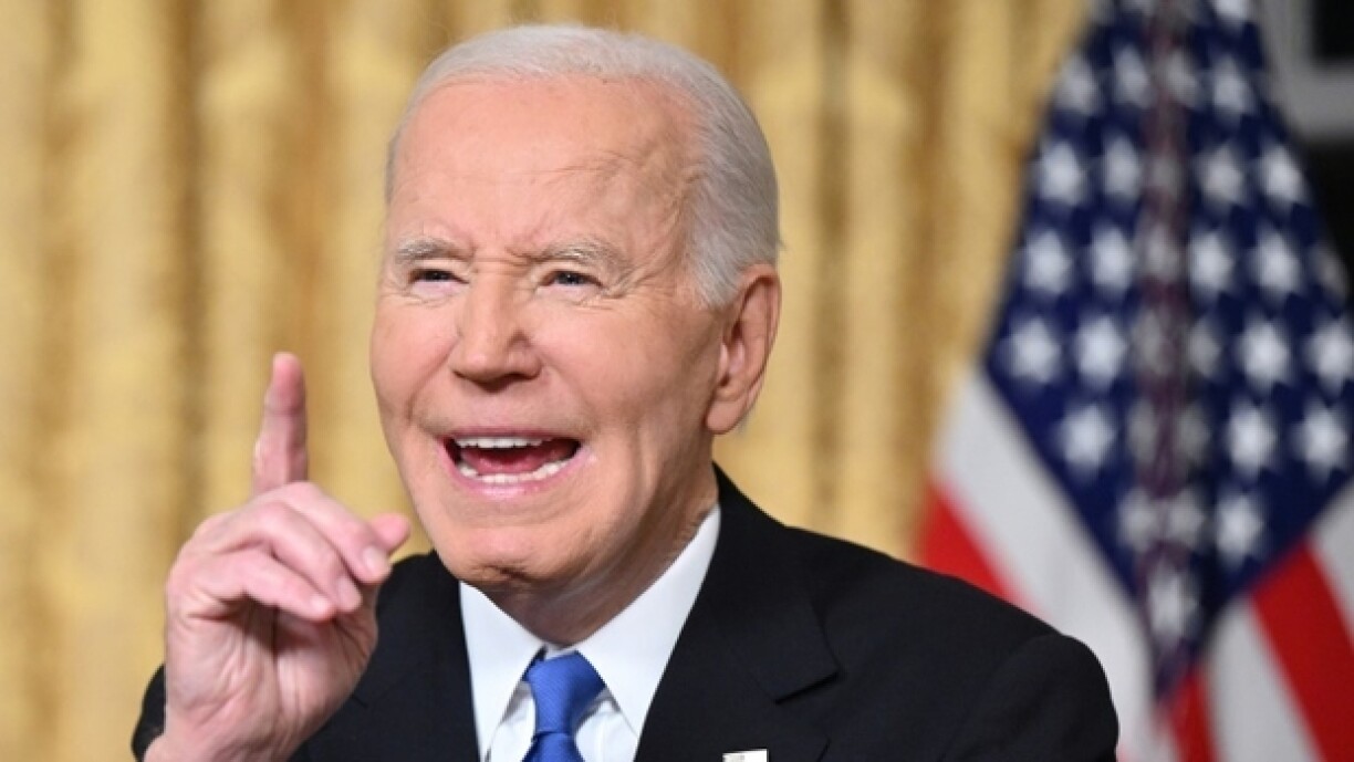 Le président américain sortant Joe Biden prononce son discours d'adieu dans le bureau ovale de la Maison Blanche à Washington, le 15 janvier 2025