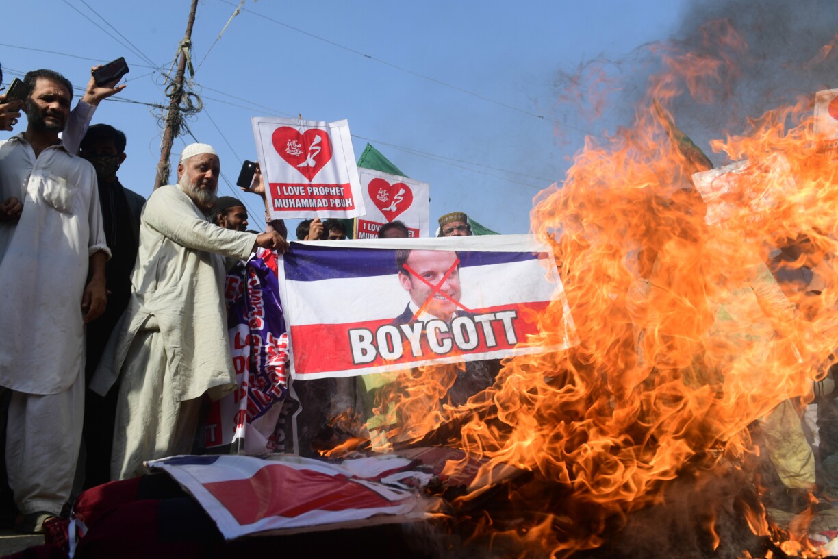 Protests against the French government in Pakistan