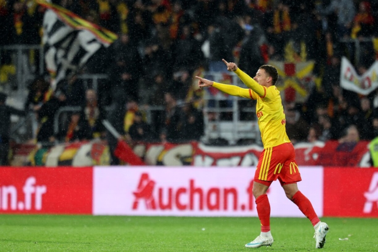 Lens' Belgian midfielder Thorgan Hazard scored the winner against Paris FC