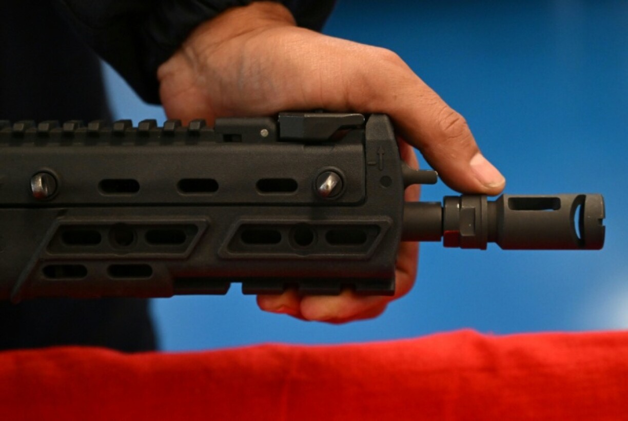 In Colombia, engineers are developing a new rifle that is lighter and cheaper than those it purchased from former ally Israel in the past