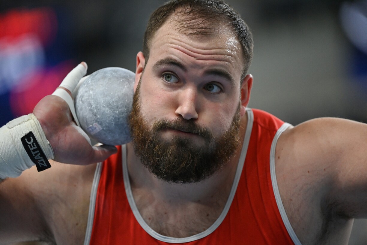 De Bob Bertemes hofft op Gold am Bommstoussen, hien ass awer och beim Diskus mat dobäi.