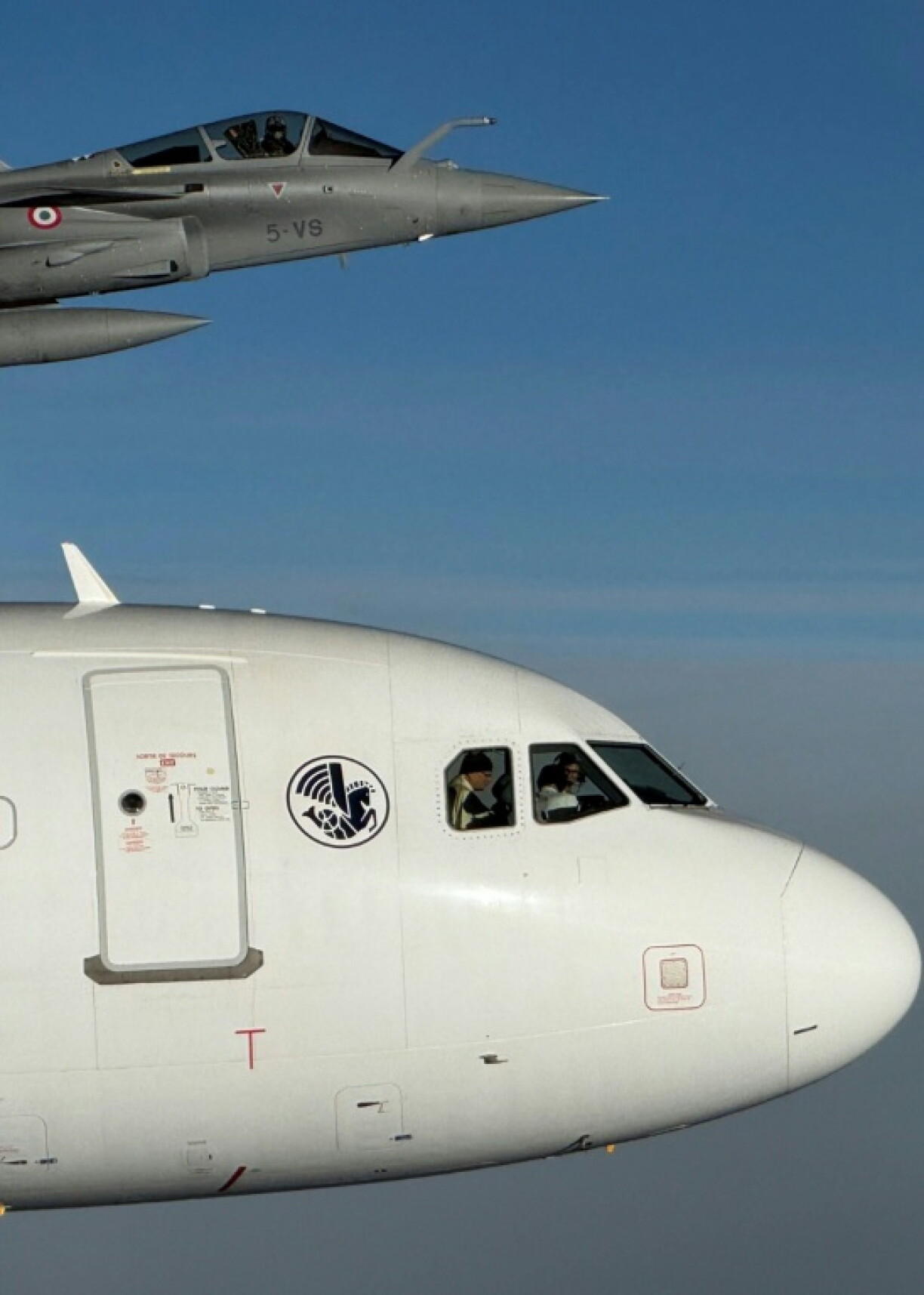 Pope Leo spent about 30 minutes in the cockpit of the aircraft that flew him to Metz