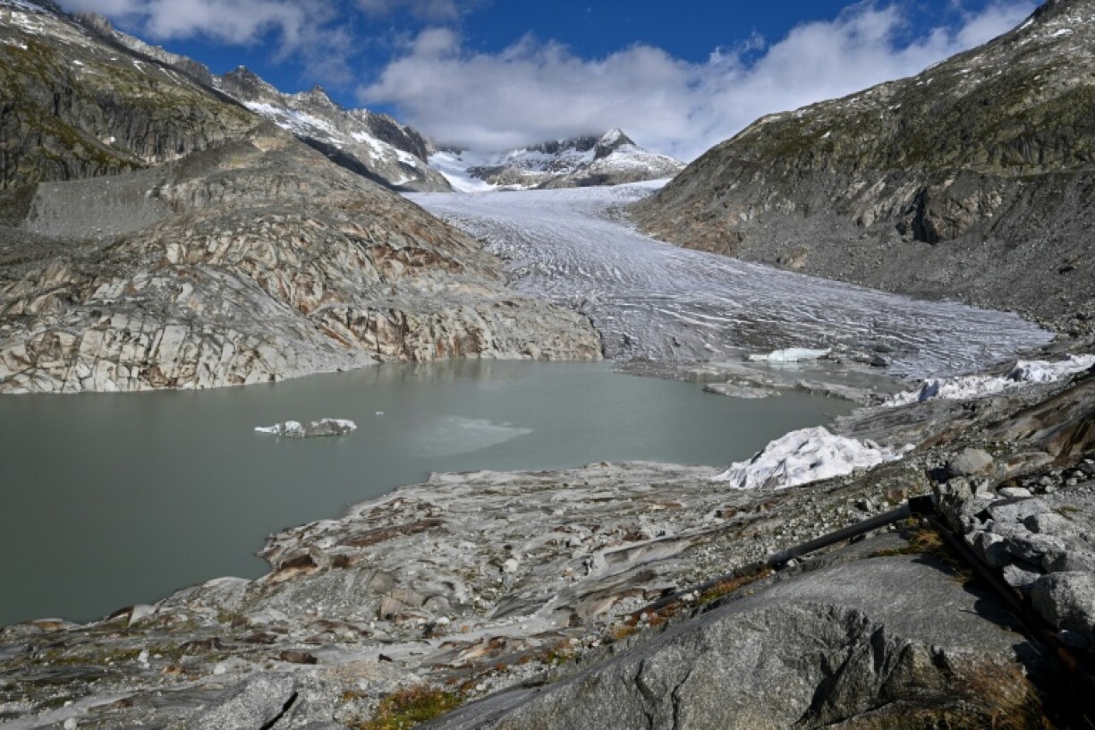 Since the early 1970s, more than 1,100 Swiss glaciers have disappeared completely, according to GLAMOS