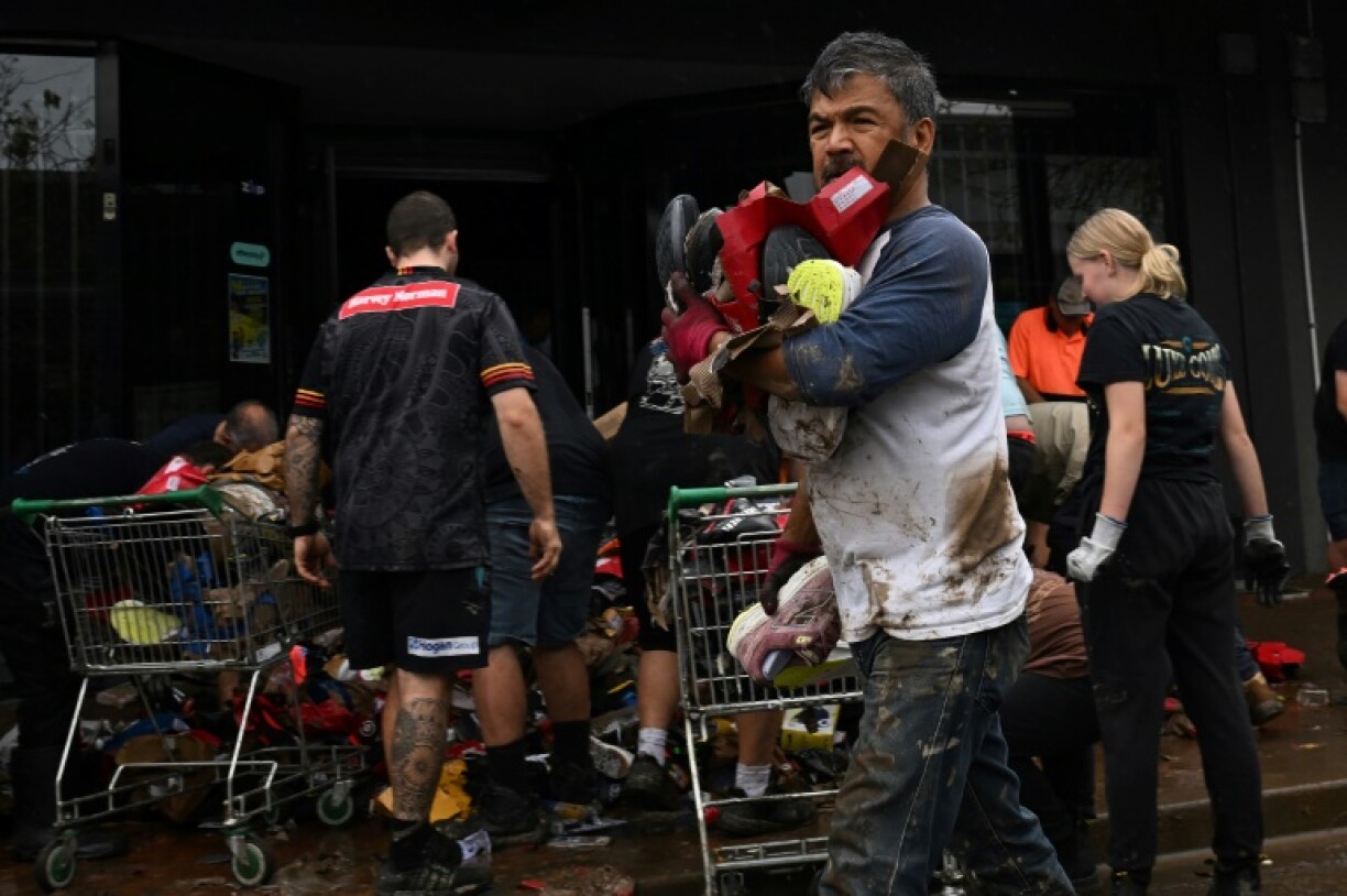 Although the floods are beginning to recede from eastern Australia, the cleanup work has just begun