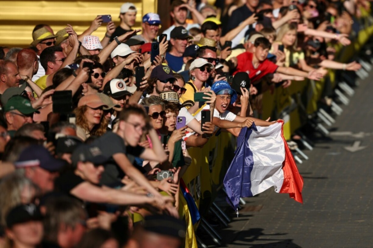 Spectators will be an ever present along the 3400km route