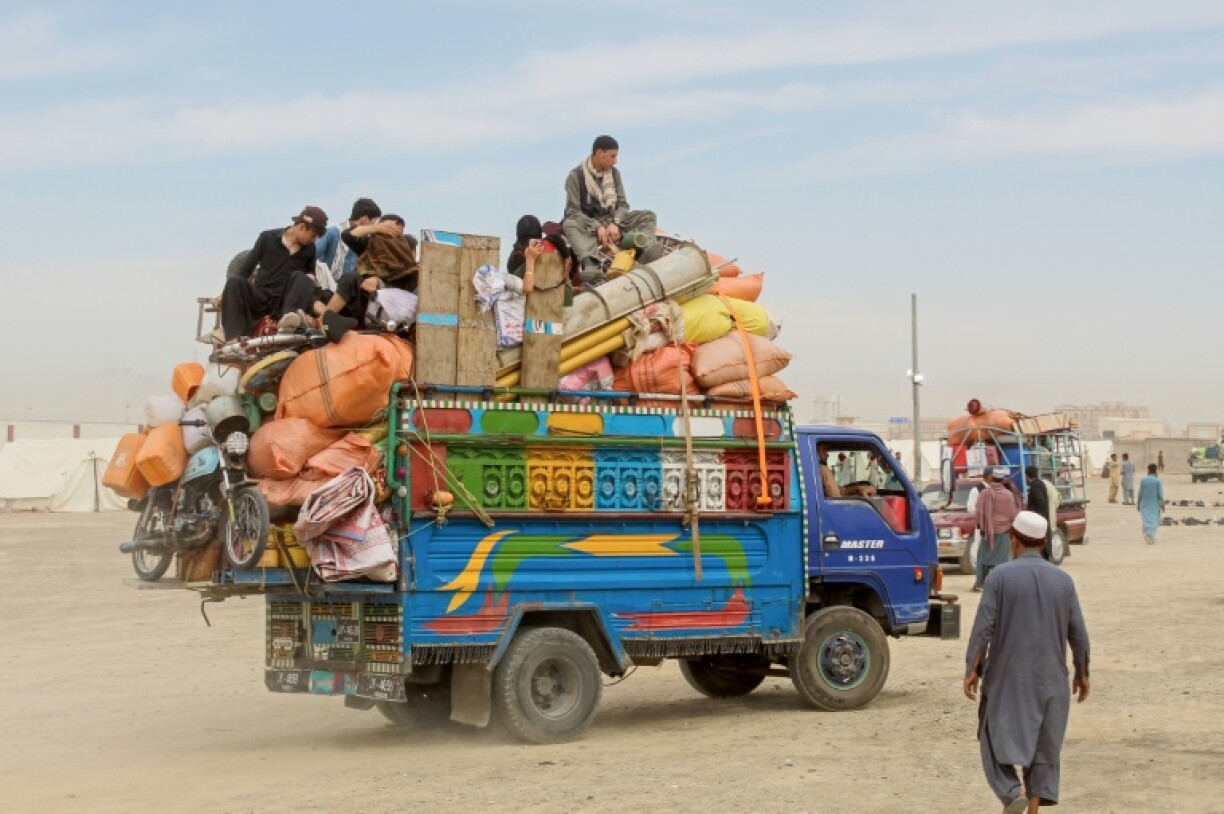 Thousands of Afghans have crossed the border from Pakistan in recent days, the United Nations and Taliban officials said, as Islamabad ramped up pressure for them to leave