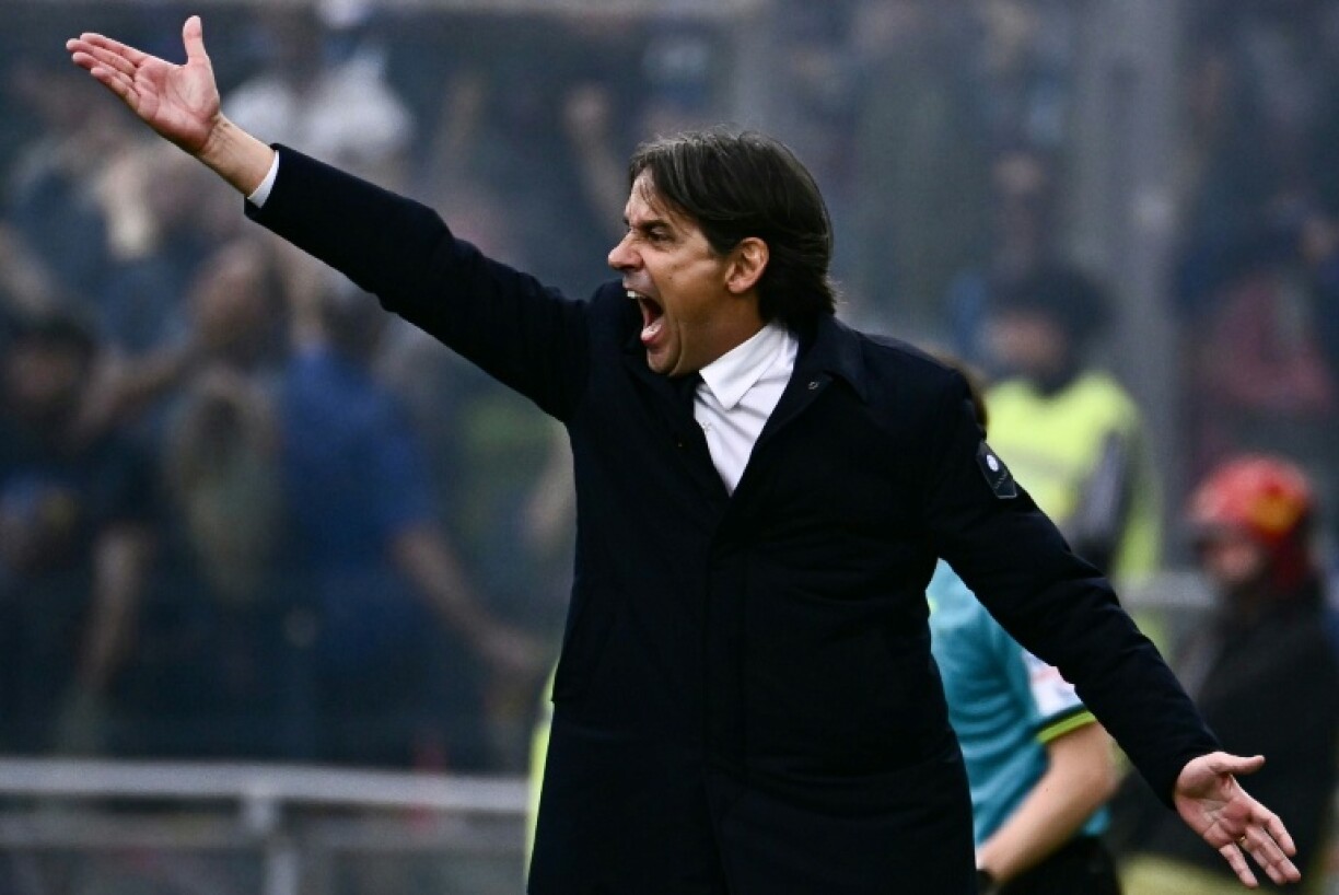 L'entraîneur de l'Inter Milan Simone Inzaghi lors de la défaite de son équipe face à Bologne (1-0) pour le compte de la 33e journée du Championnat d'Italie le 20 avril 2025 à Bologne