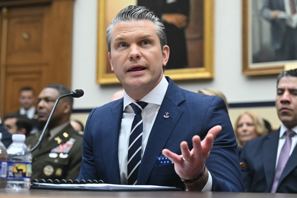 Le secrétaire américain à la Défense, Pete Hegseth, témoigne devant la commission des forces armées de la Chambre des représentants américaine le 29 avril 2026.
