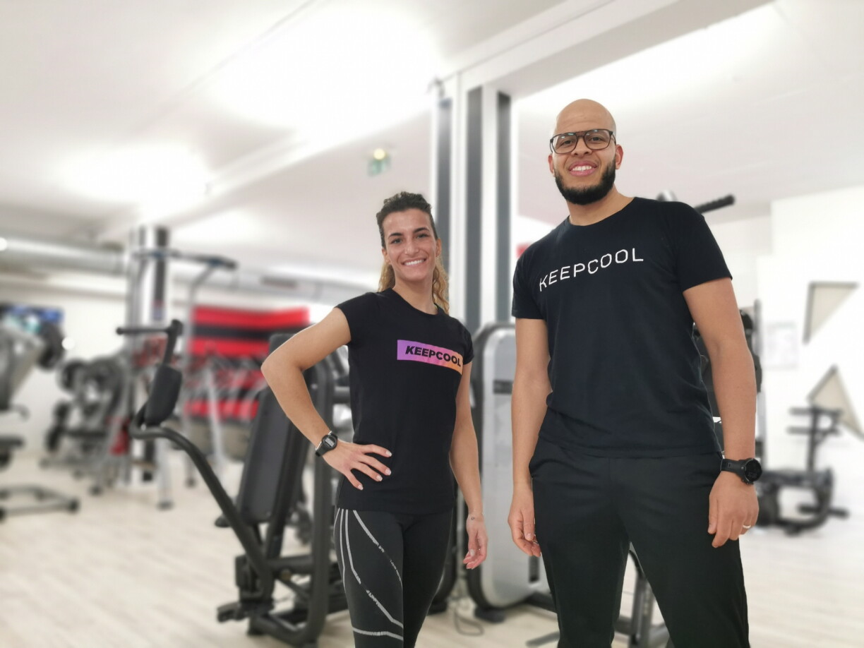 Abdelkarim Ezzaitouni, manager de Keep Cool Luxembourg (à droite) aux côtés de Coline Gonçalves, coach sportive.