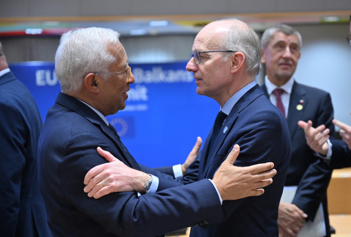 De Lëtzebuerger Premier Luc Frieden zesumme mam EU-Rotspresident Antonio Costa beim "EU-Western Balkan summit" zu Bréissel.