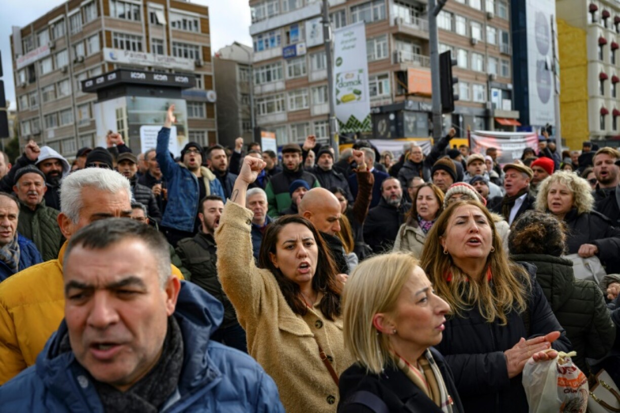 The detention of Istanbul Mayor Ekrem Imamoglu brought hundreds of protesters onto the street despite a heavy police presence and a ban on protests