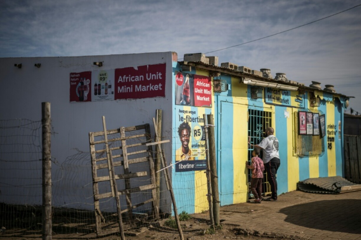 Un spaza shop à Jeffreys Bay, en Afrique du Sud, le 16 juillet 2026