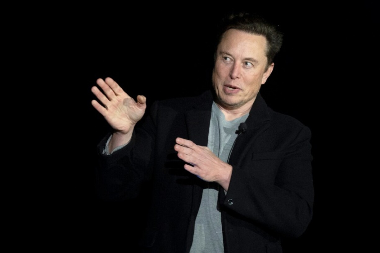 Elon Musk, nouveau propriétaire de Twitter, lors d'une conférence de presse à Boca Chica Village au Texas le 10 février 2022