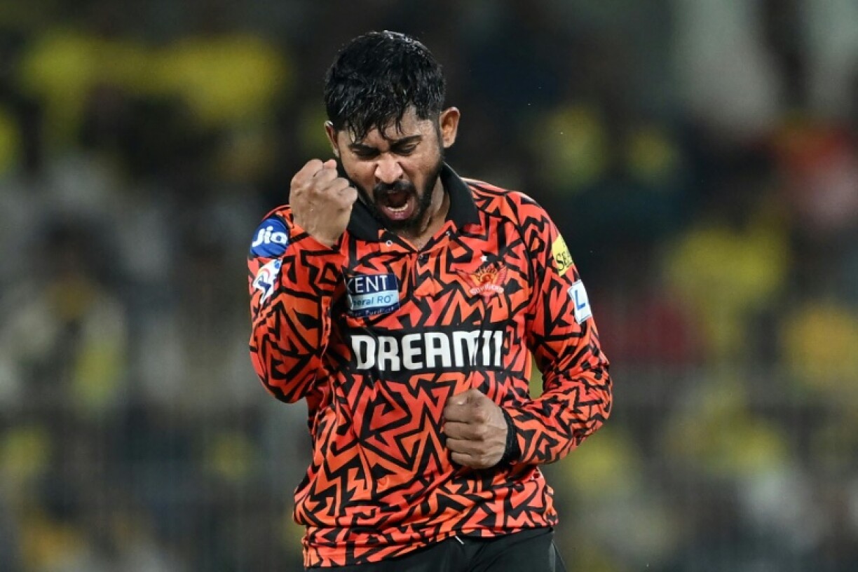Kamindu Mendis took one wicket and slammed a match-winning 32 not out from 22 balls as Sunrisers Hyderabad beat Chennai Super Kings by five wickets in the IPL