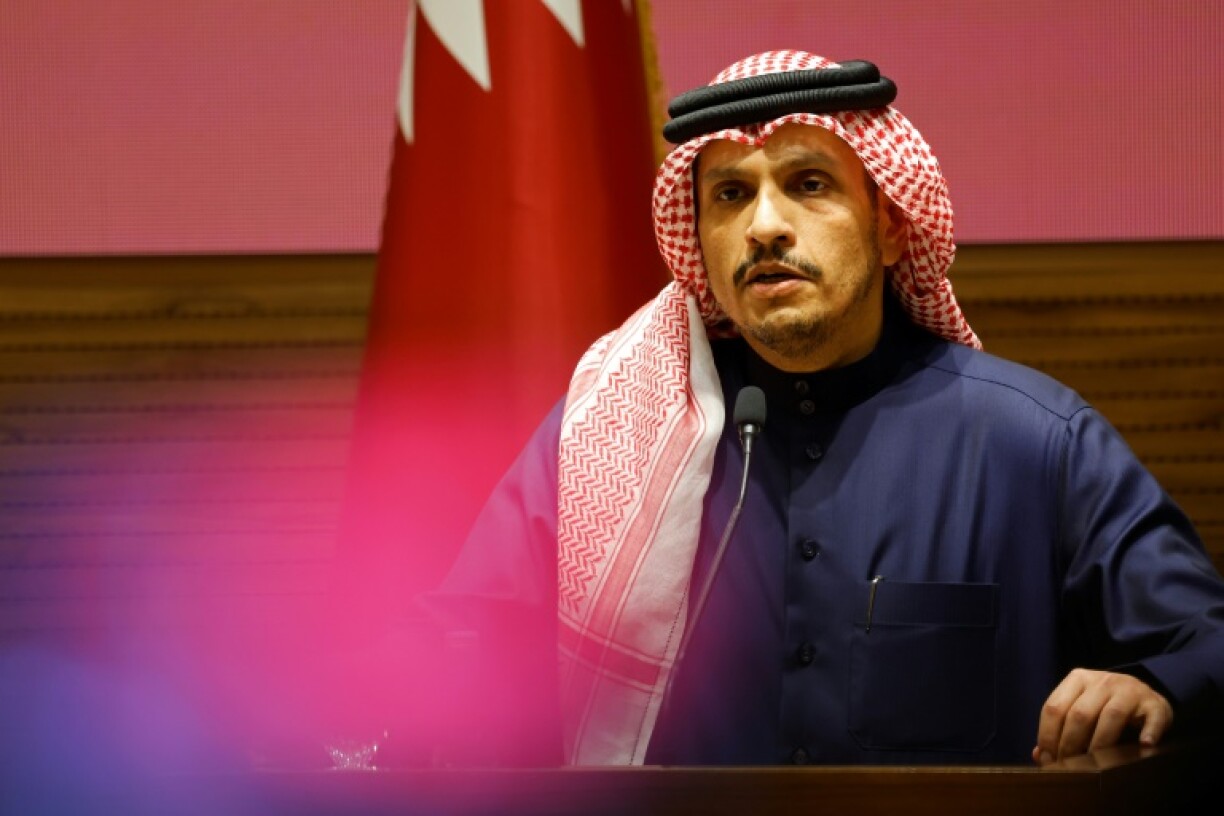 Le Premier ministre du Qatar, Mohammed ben Abdelrahmane Al-Thani, s'adresse à la presse à Doha, le 15 janvier 2025