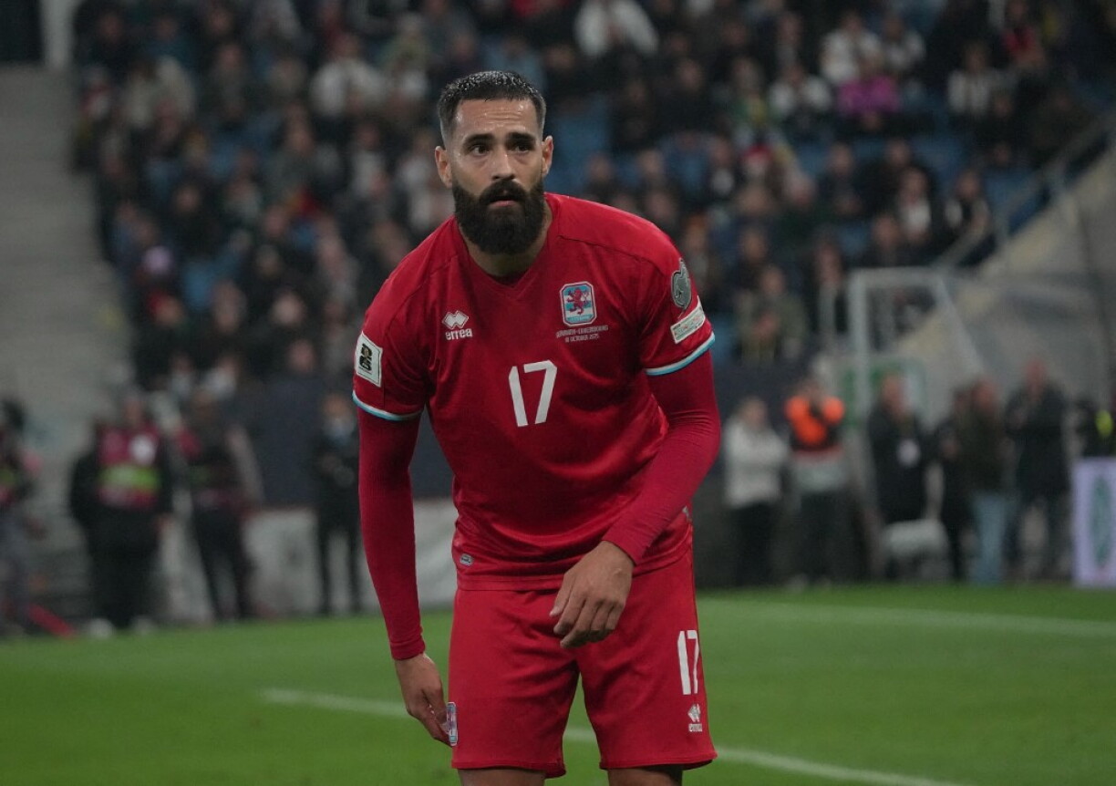 De Vahid Selimovic stoung bei Iberia de ganze Match um Terrain.