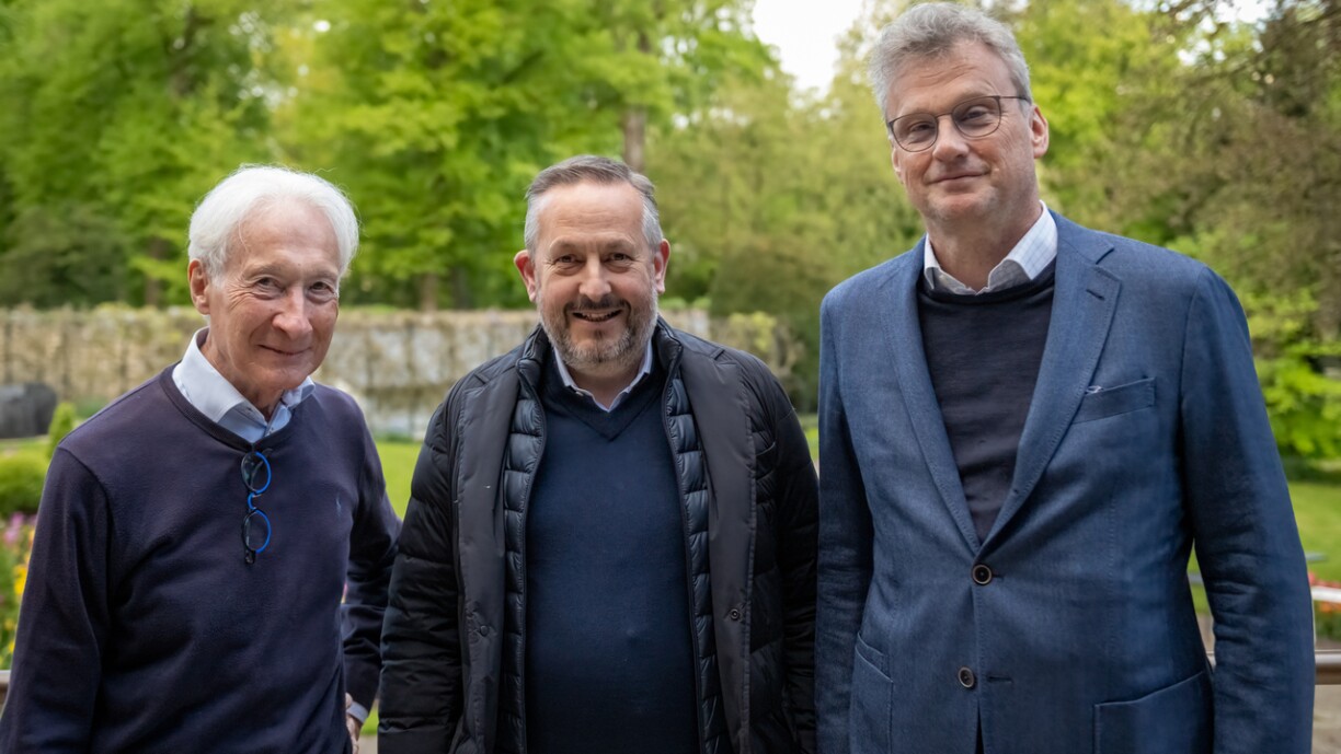 De fréiere President vum CAL Jean Petit (Lénks), den neie President Pierre Reuter (Mëtt) an de President sortant Marc Hostert (Riets).