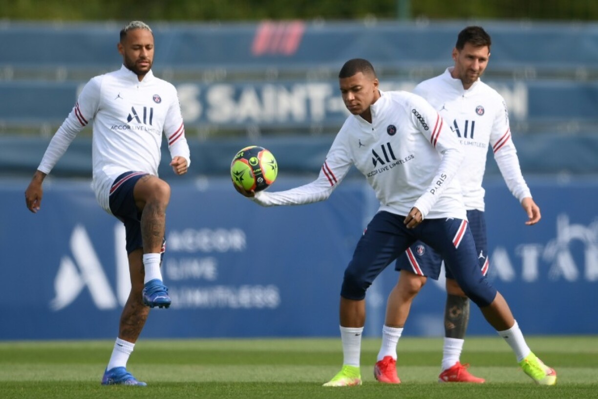 Neymar, Mbappé et Messi, à l'entraînement, le 28 août 2021 au Camp des Loges à Saint-Germain-en-Laye