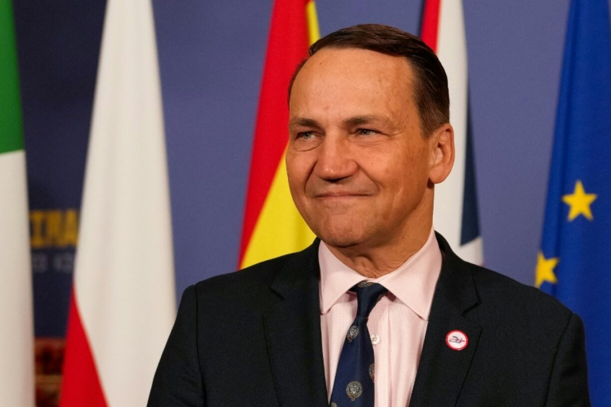 Polish FM Radoslaw Sikorski accused Russia of 'sabotage'