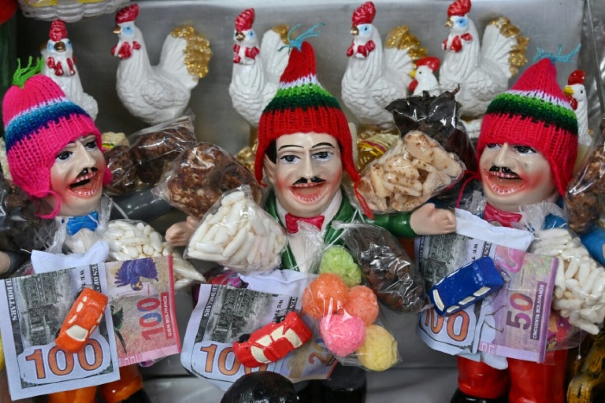 Some items go for less than a dollar, while a stack of fake bills costs about $2. A house can fetch anything from $10 to $30 depending on the size and ornateness