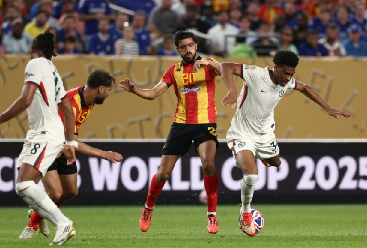Chelsea beat Esperance 3-0 in Philadelphia to reach the last 16 of the Club World Cup