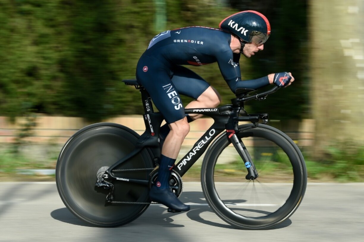 L'Australien Rohan Dennis vainqueur de la 2e étape du Tour de Catalogne, un contre-la-montre de 18,5 km autour du Pla de l'Estany à Banyoles, le 23 mars 2021