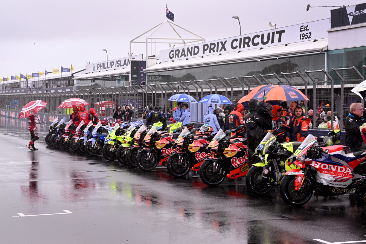 D'Wieder war op Philip Island ze schlecht, fir MotoGP ze fueren.