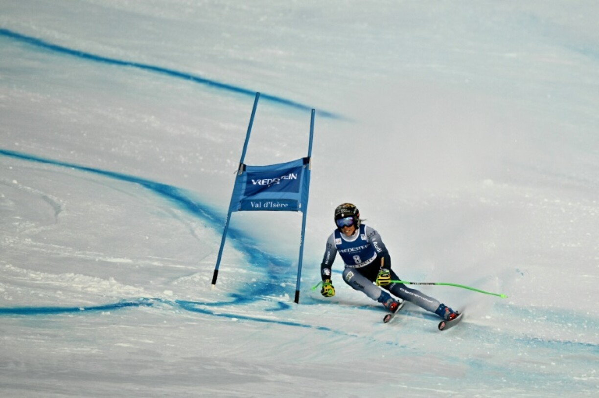 La skieuse italienne Federica Brignone lors de sa victoire au Super-G de Val d'Isère, épreuve de la coupe du monde de ski alpin, à Val d'Isère, dans les Alpes françaises, le 17 décembre 2023