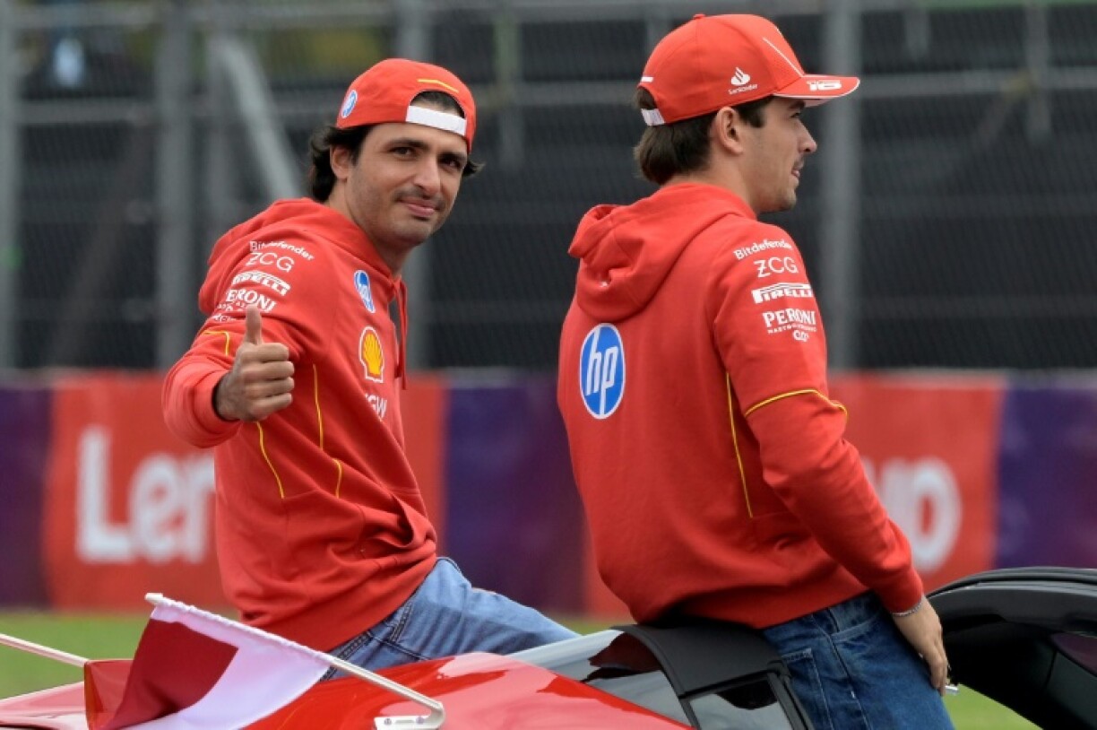 Ferrari backing: Carlos Sainz (L), alongside then team-mate Charles Leclerc, believes his old side can challenge for the 2025 F1 title