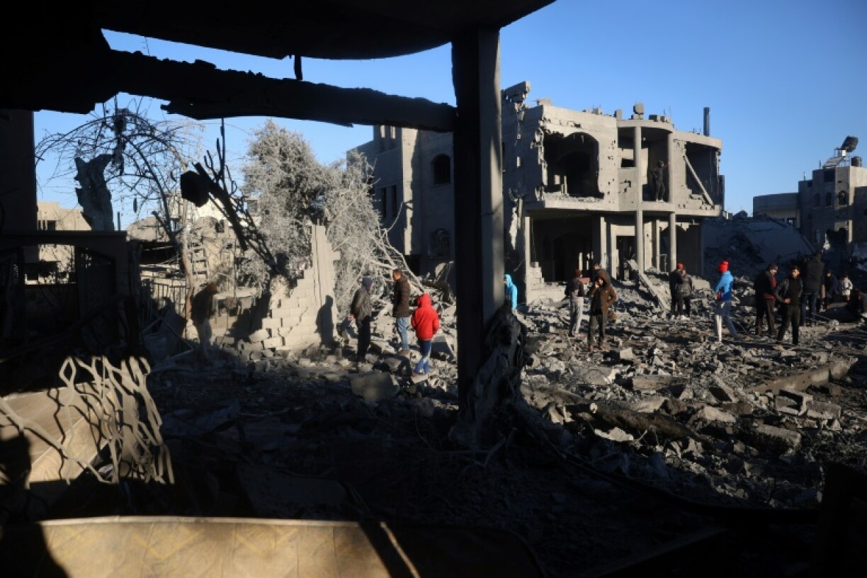 Destructions dans le camp palestinien d'al-Maghazi, dans le centre de la bande de Gaza, après une frappe israélienne, le 3 janvier 2025