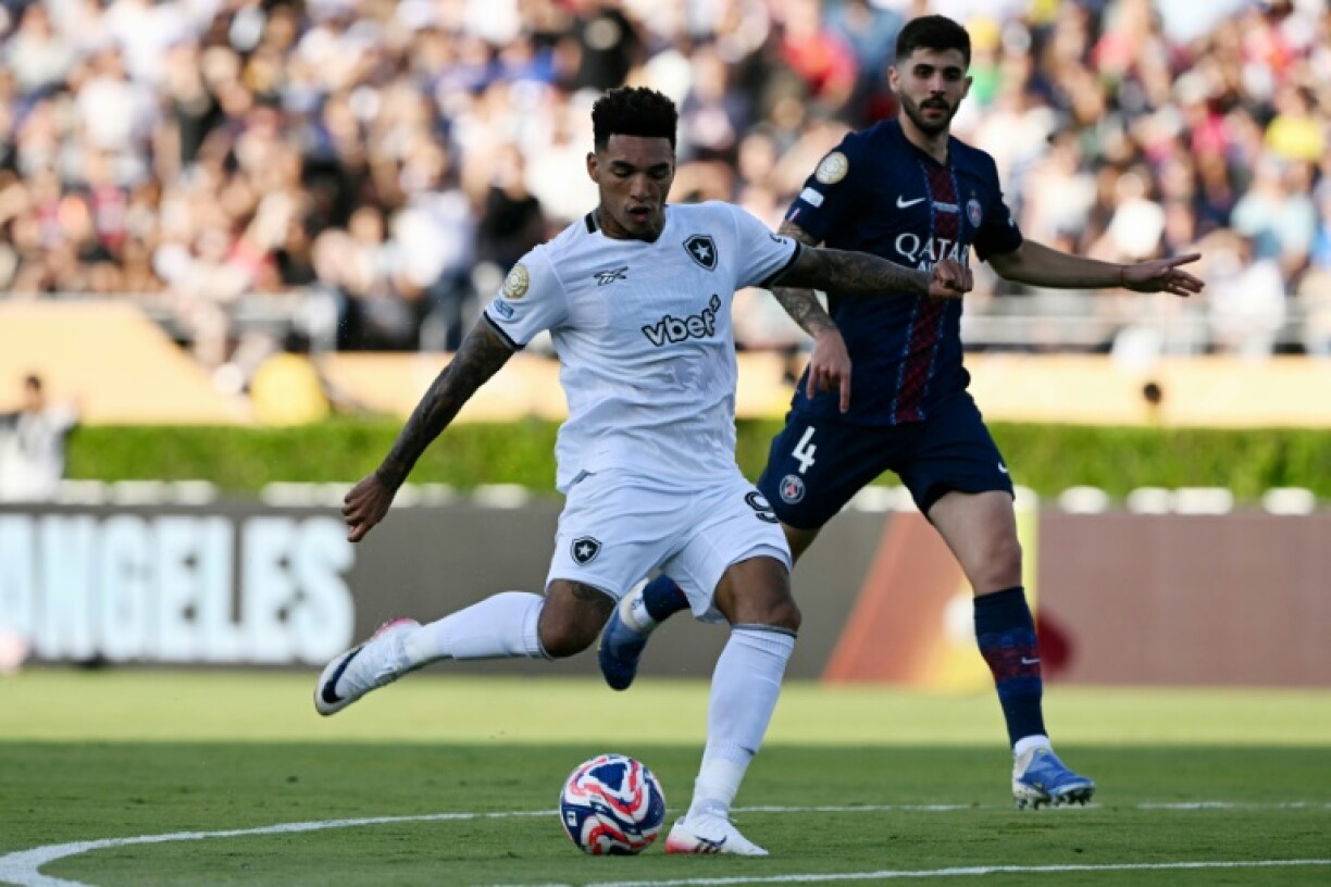 Botafogo's Igor Jesus scores the winning goal for the Brazilian side against Paris Saint-Germain in Pasadena