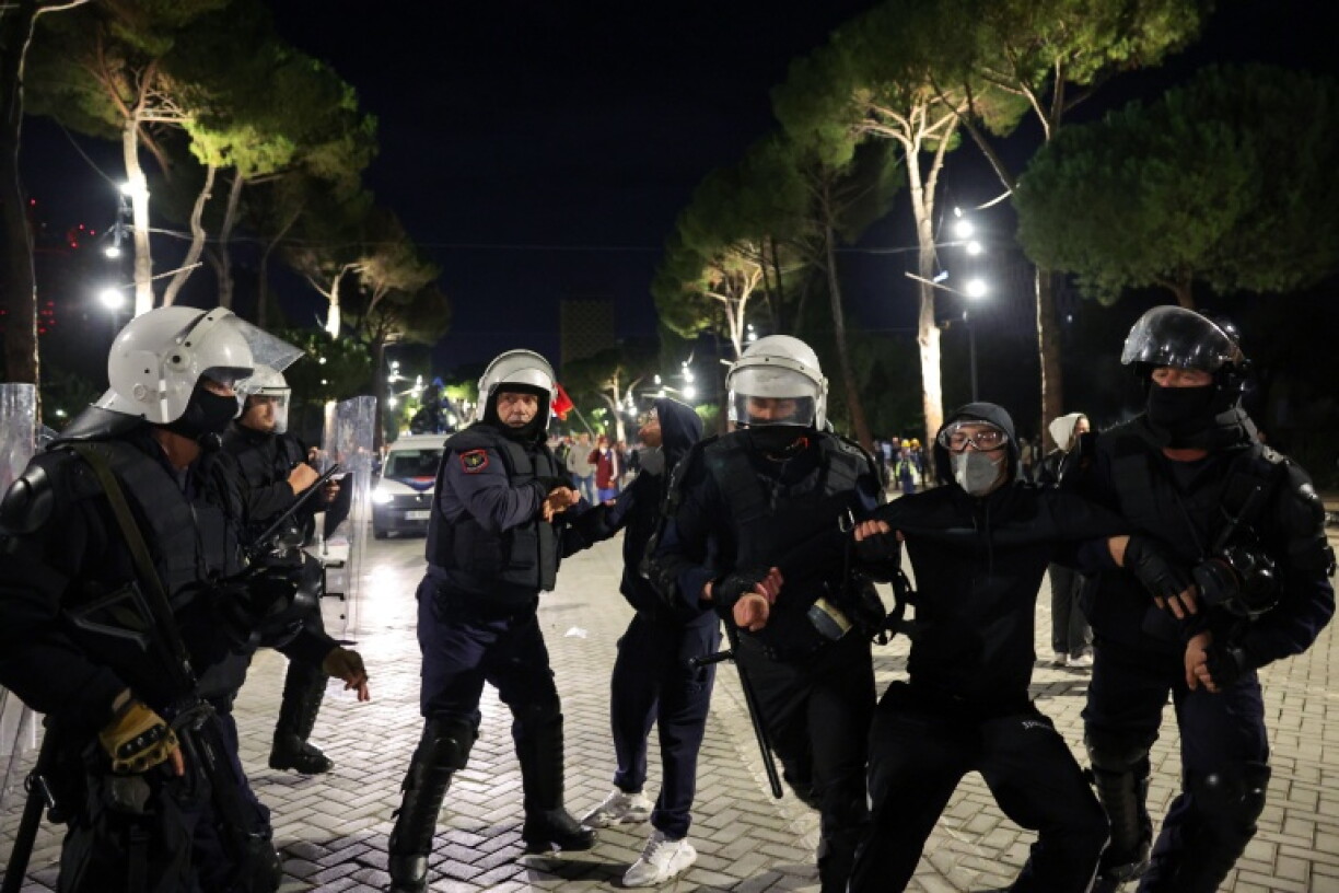 Rama's statement came as several hundred people in the capital staged a fresh protest outside his offices