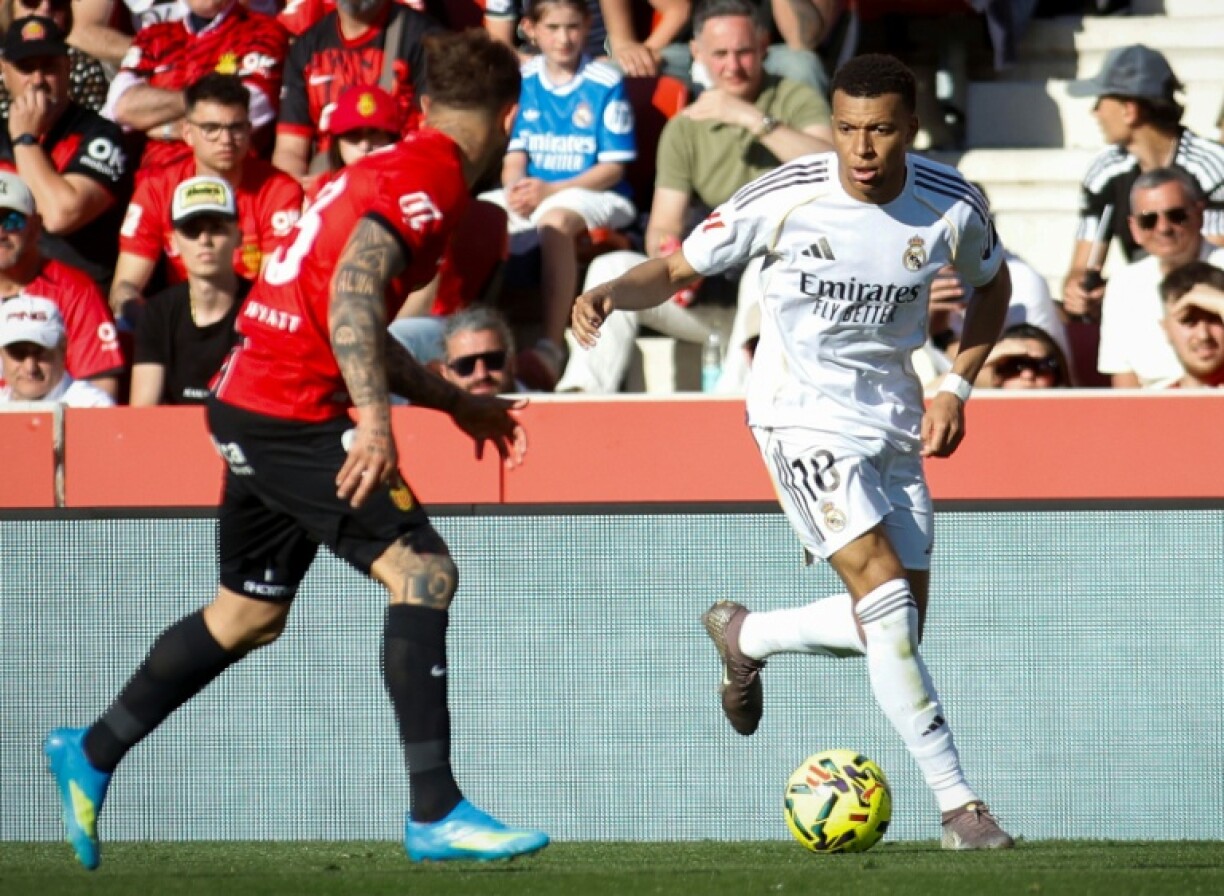 Kylian Mbappé (R), titulaire avec le Real Madrid depuis sa blessure au genou gauche en février, lors de la défaite à Majorque (2-1), le 4 avril 2026