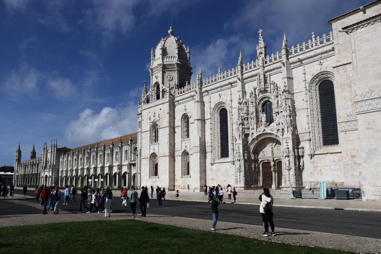 C'est dans ce monastère des Hiéronymites, à Lisbonne, que des moines auraient inventé la recette des pasteis de nata... pour éviter le gaspillage de jaunes d'oeufs !