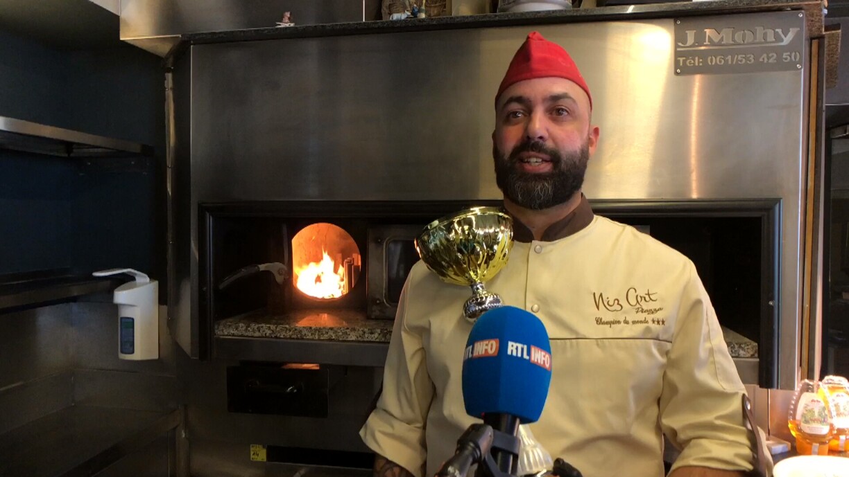 Nizar, 44 ans, pizzaïolo du Luxembourg, est devenu champion du monde du CALZONE