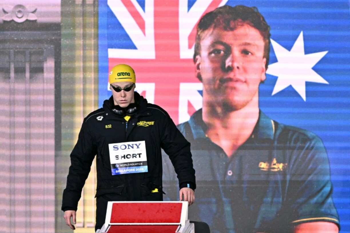 Australia's Sam Short withdrew from the men's 800m freestyle final at the world championships in Singapore due to illness
