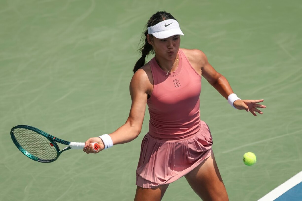 Britain's Emma Raducanu defeated Greece's Maria Sakkari to reach the WTA DC Open semi-finals