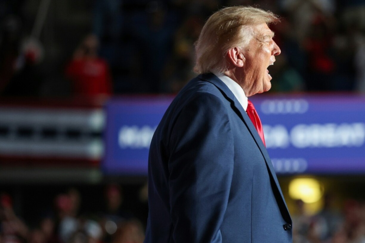 President Donald Trump at a rally in Texas on Wednesday, as speculation grows of new strikes against Iran ahead of the midterm elections